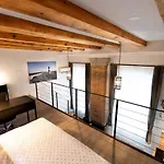 Gami Ex-factory Lofts アパート
